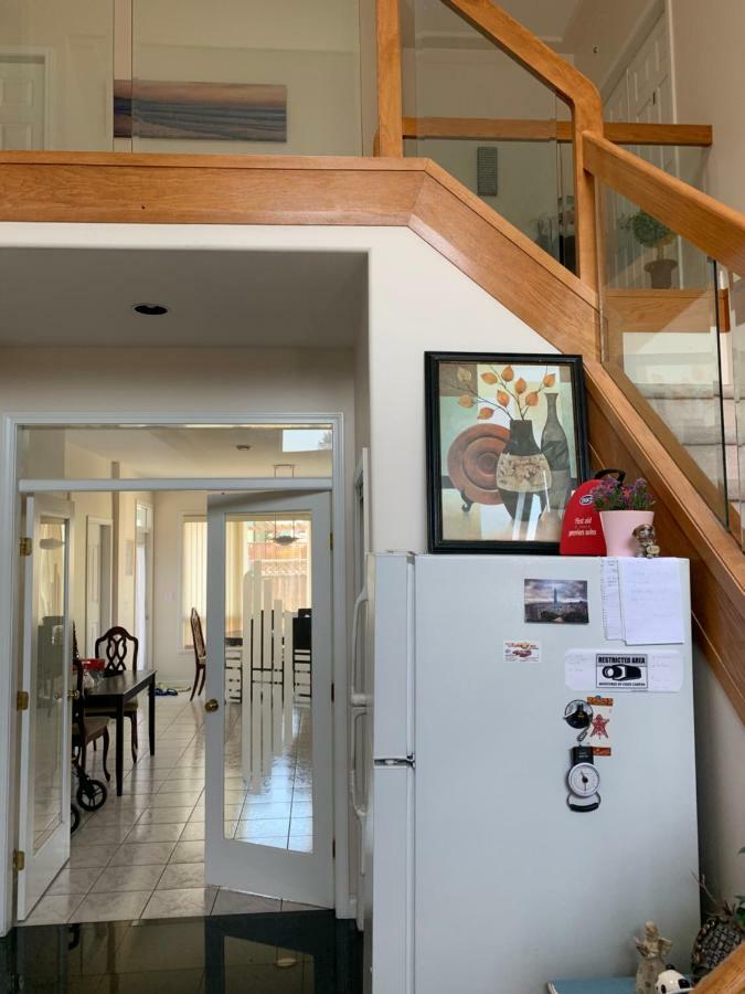Xin Xin House Bed & Breakfast Ричмънд Екстериор снимка